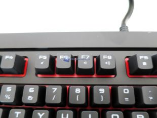 Corsair-Gaming-STRAFE-12