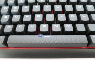 Corsair-Gaming-STRAFE-19